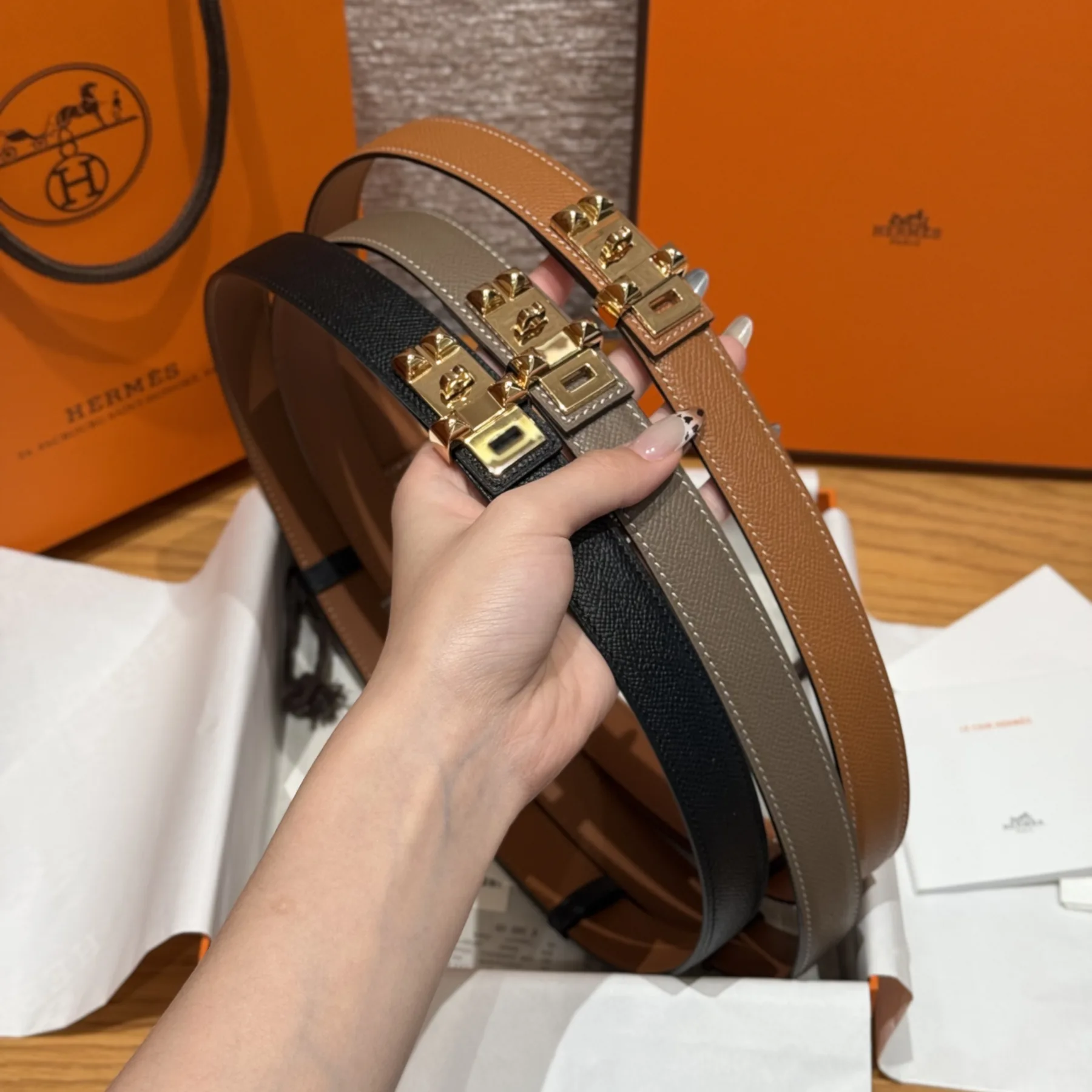BTHERMES0015-01 Hermes Women's Kelly Buckle Epsom & Swift Calfskin Belt 24mm