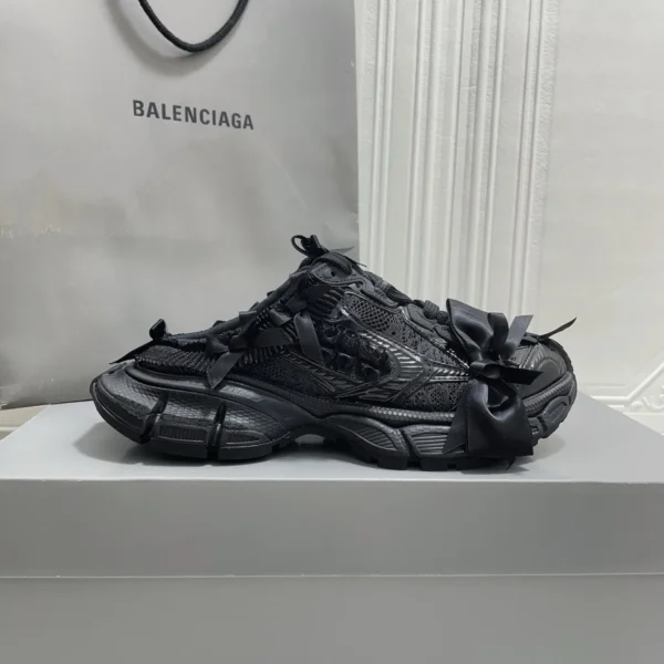 SHBAL0032-01 Balenciaga 3XL Bow-Detail Mules