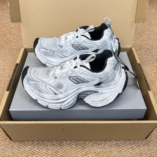 Balenciaga Chunky Sneakers
