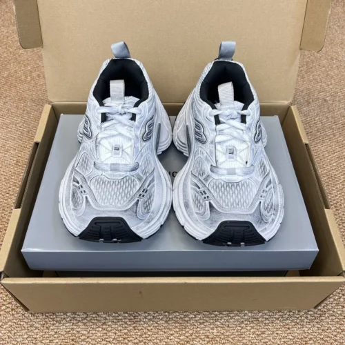 Balenciaga Chunky Sneakers