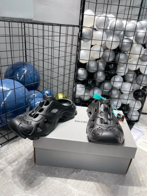Balenciaga Clogs
