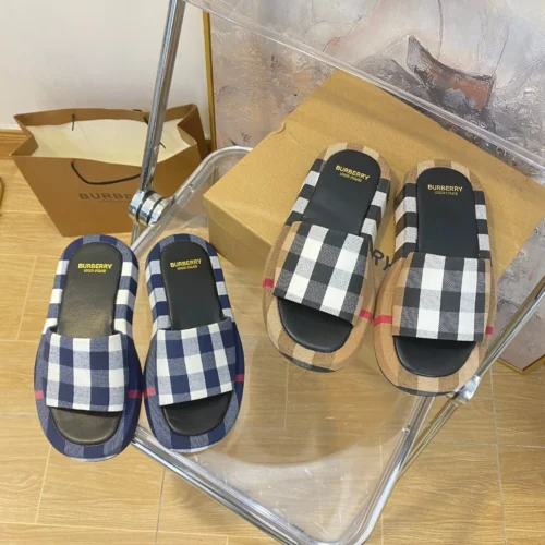 Balenciaga Slides