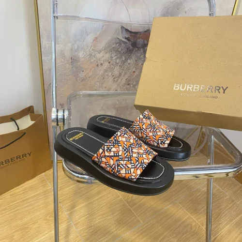 Balenciaga Slides