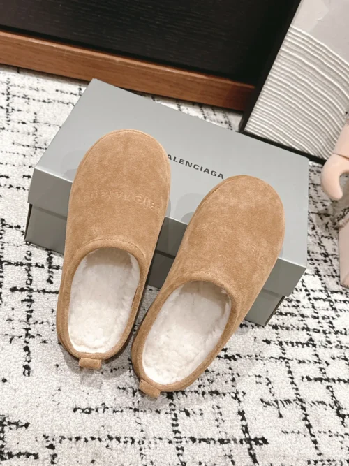 Balenciaga Slides