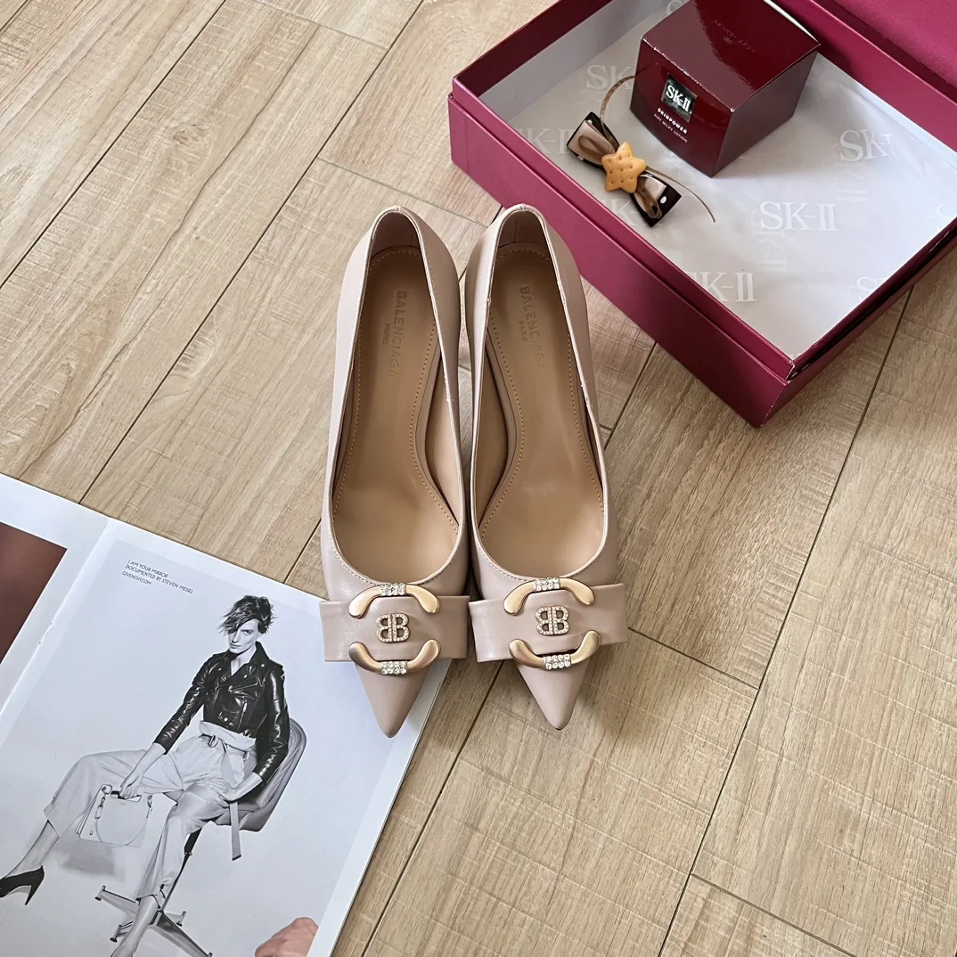 SHBAL0139-01 Balenciaga Bow-Detail Pumps