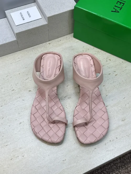 Bottega Veneta Leather Square-Toe Slides