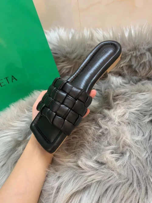 Bottega Veneta Square-Toe Slides