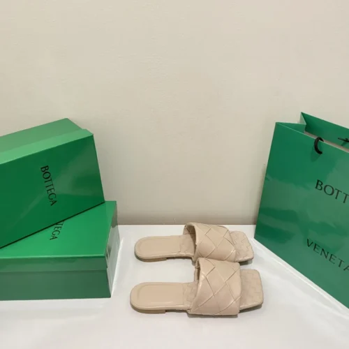 Bottega Veneta Slides
