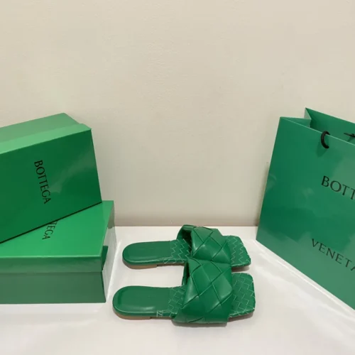 Bottega Veneta Slides