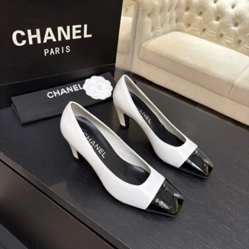 Chanel Pumps