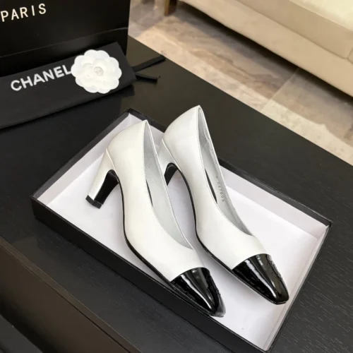Chanel Pumps