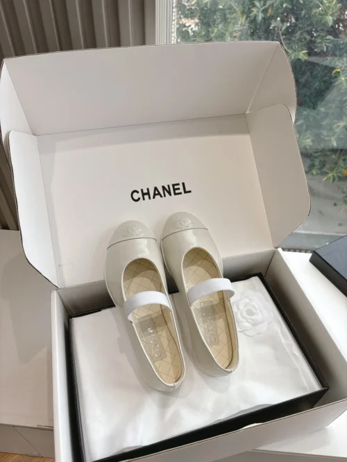 Chanel Bow-Detail Mary Jane Shoes