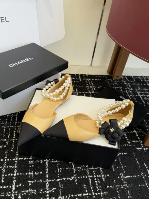 Chanel Pointed-Toe Chain-Detail Sandals