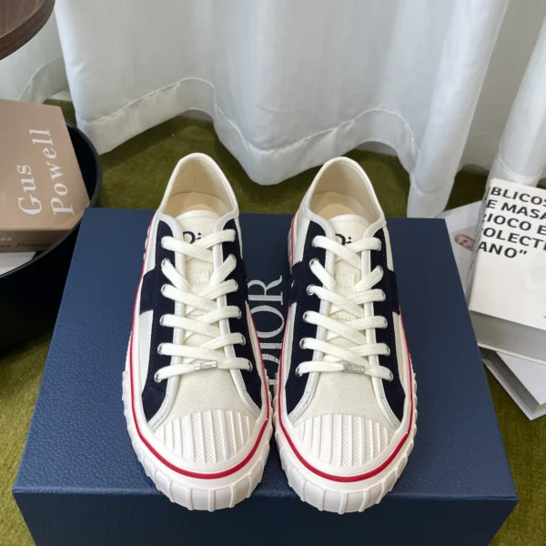 Dior Canvas Canvas Sneakers