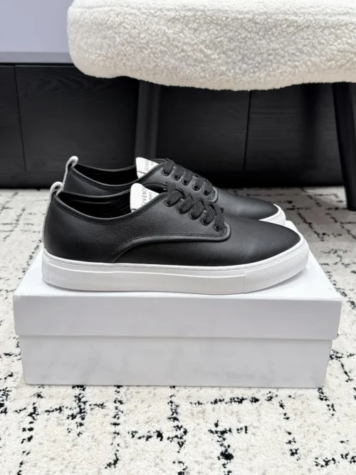 Givenchy Low-Top Sneakers