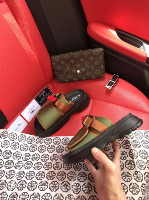 Givenchy Platform Slides