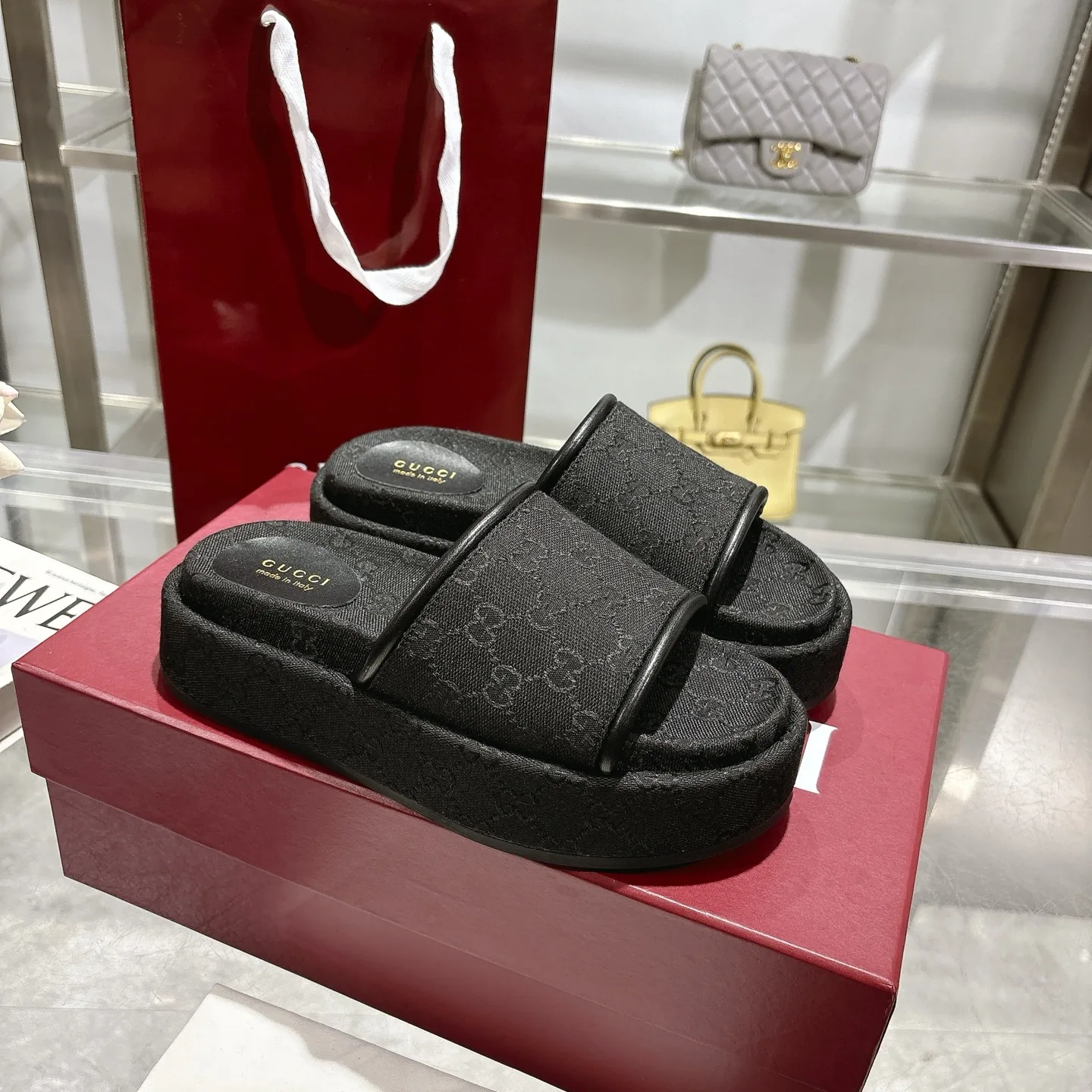 SHGUCCI0008-01 Gucci Canvas Slides