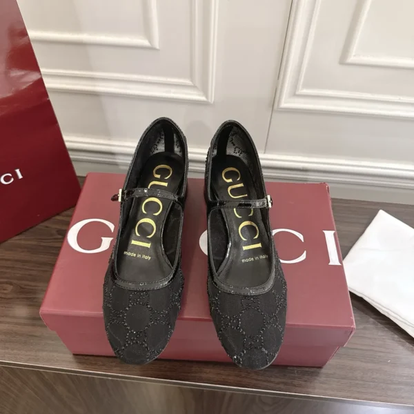 SHGUCCI0048-01 Gucci Crystal-Embellished Mary Jane Shoes