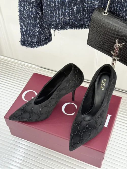 Gucci Velvet Pointed-Toe Crystal-Embellished Slides