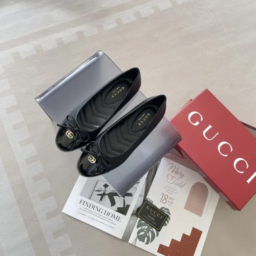 Gucci Mary Jane Shoes