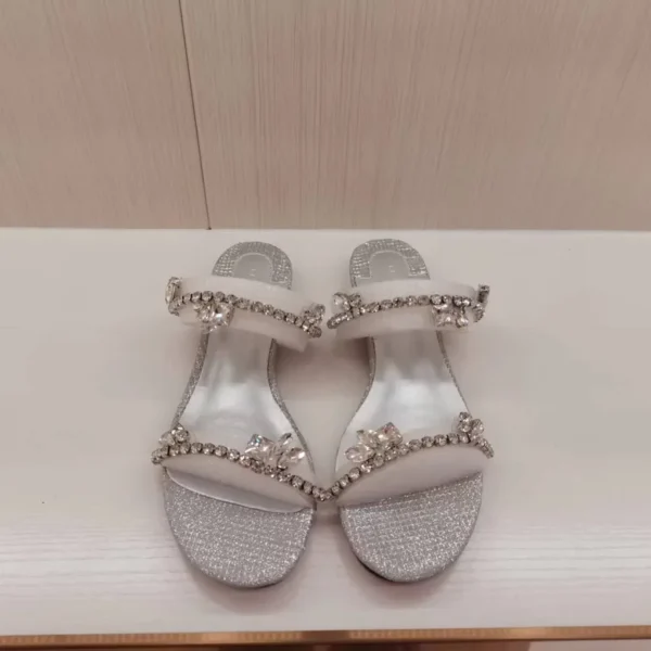 SHLOUBOUTIN0032-01 Christian Louboutin Flats
