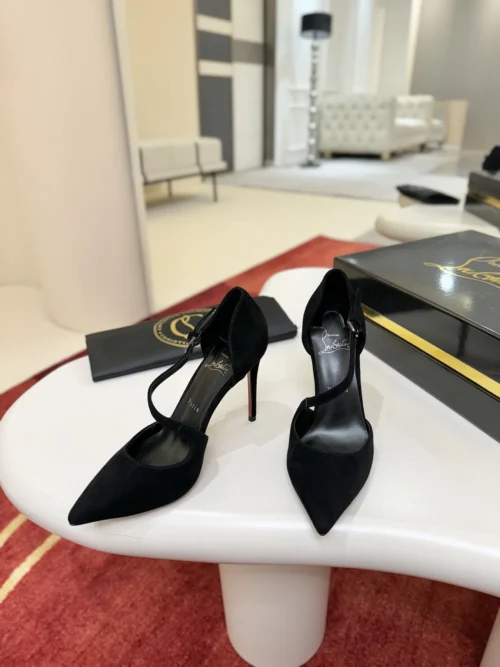 Christian Louboutin Pumps
