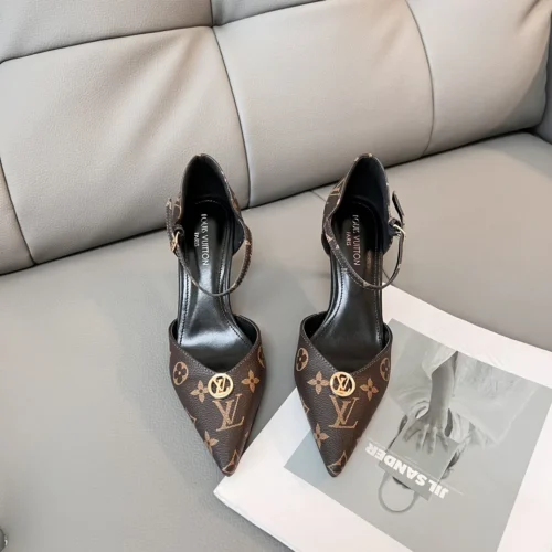 Louis Vuitton Pointed-Toe Shoes