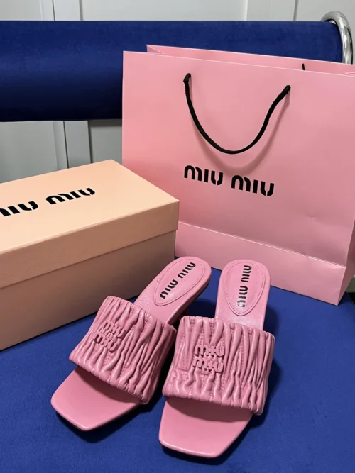 Miu Miu Slides