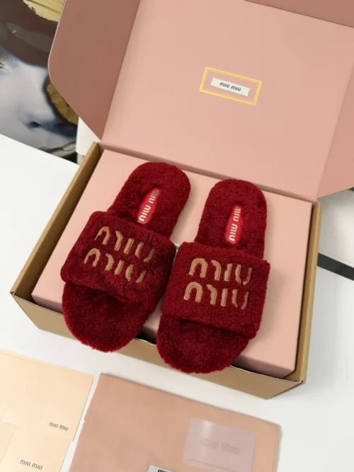 Miu Miu Slides