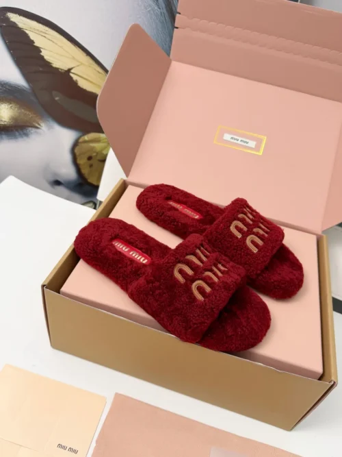 Miu Miu Slides