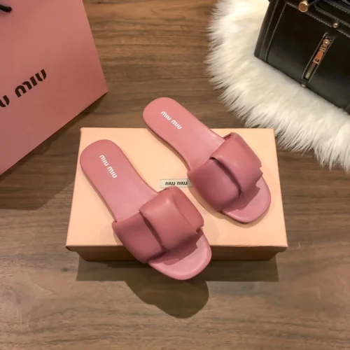 Miu Miu Slides
