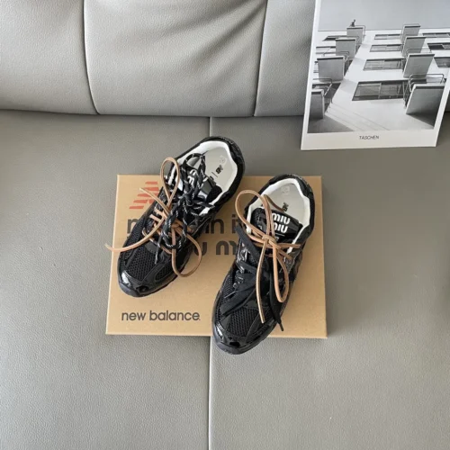 Miu Miu Sneakers