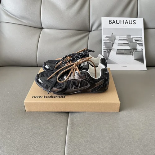 Miu Miu Sneakers