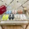 Valentino Slides