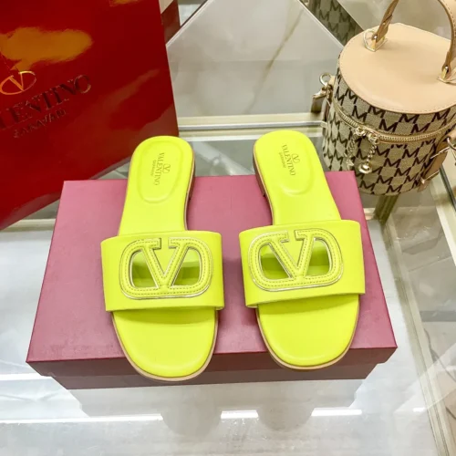Valentino Slides