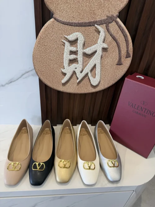 Valentino Flats