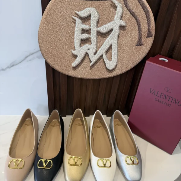 Valentino Flats