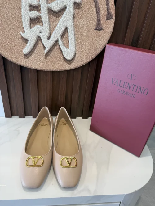 Valentino Flats