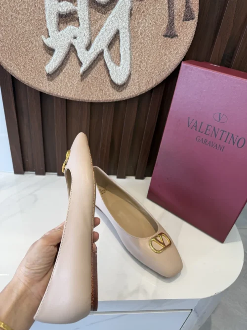 Valentino Flats