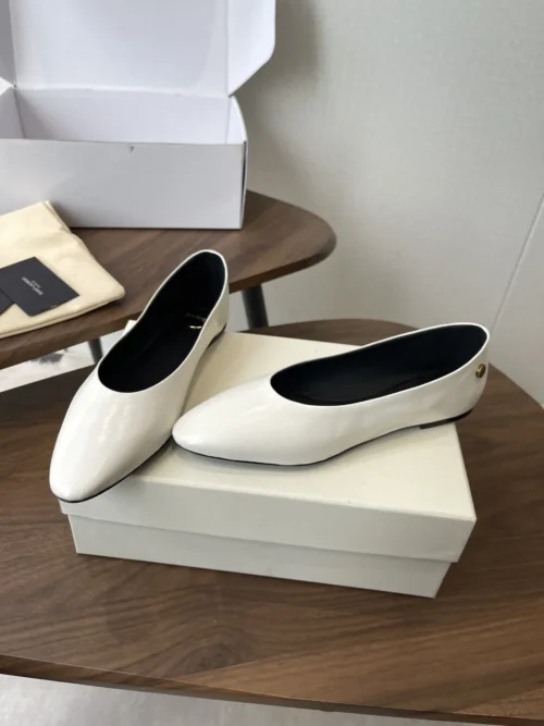 Saint Laurent Flats
