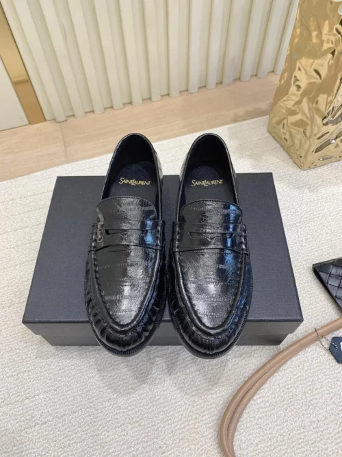 Saint Laurent Flats