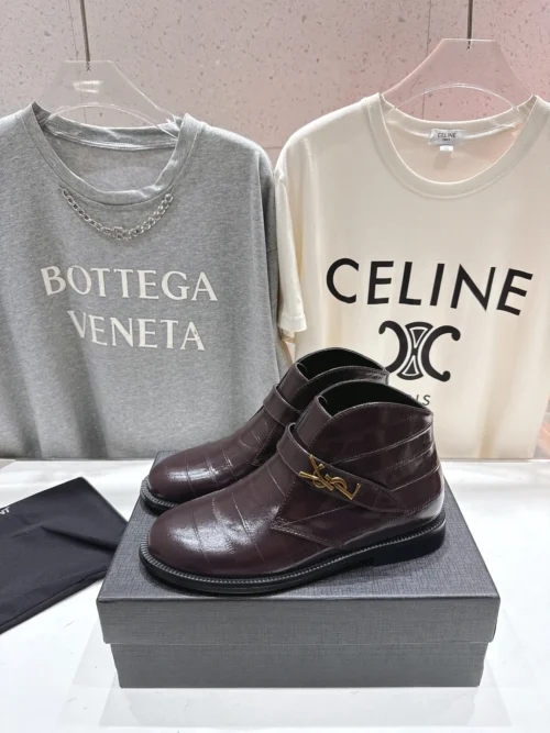 Saint Laurent Chelsea Boots