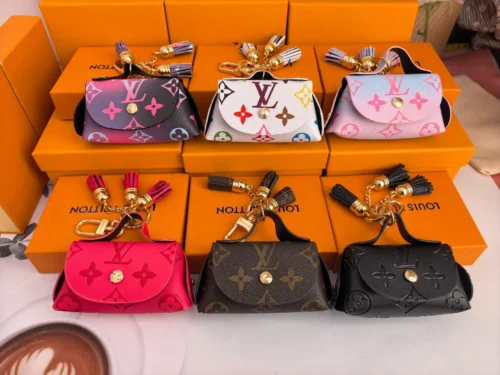Tassel-Detail Coin Pouch