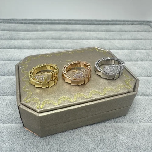 Bvlgari Snake Pavé Ring