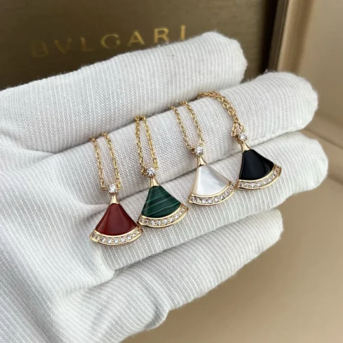 Bvlgari Fan Mother-of-Pearl Carnelian Onyx Pendant Necklace