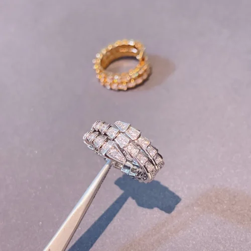 Bvlgari Snake Pavé Ring