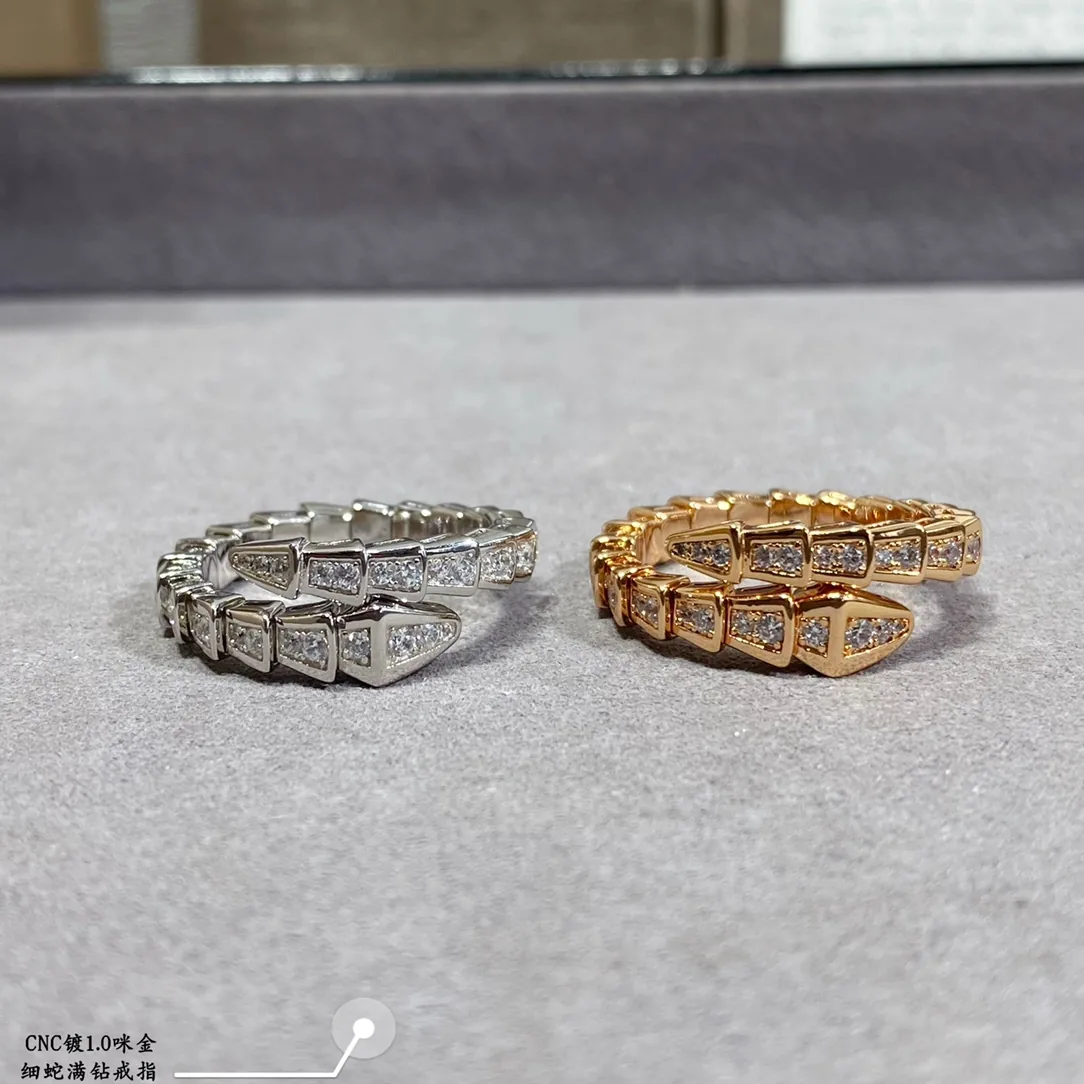 Bvlgari Snake Pavé Ring