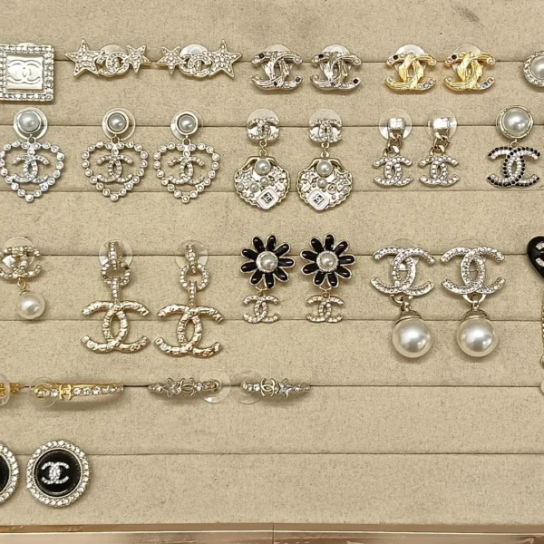 JWCHANEL0001-01 Chanel Stud Earrings Collection