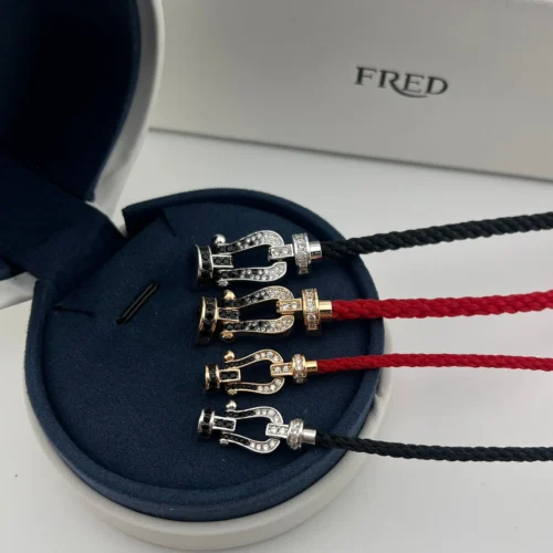 Fred Horseshoe Clasp Cord Bracelet