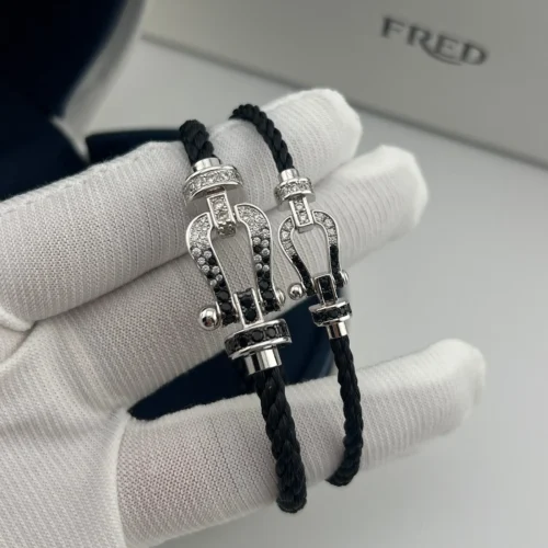 Fred Horseshoe Clasp Cord Bracelet